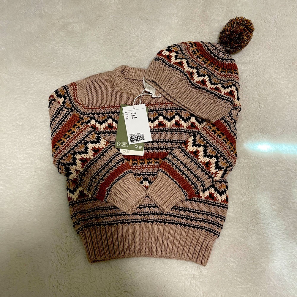 🆕 H&M Organic Jacquard-knit sweater and beanie set in 9-12m